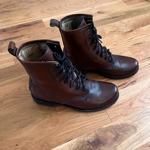 Frye Veronica combat boots
